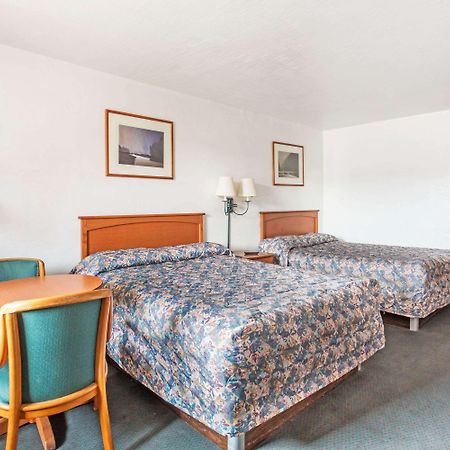 Americas Best Value Inn Wendover Dış mekan fotoğraf