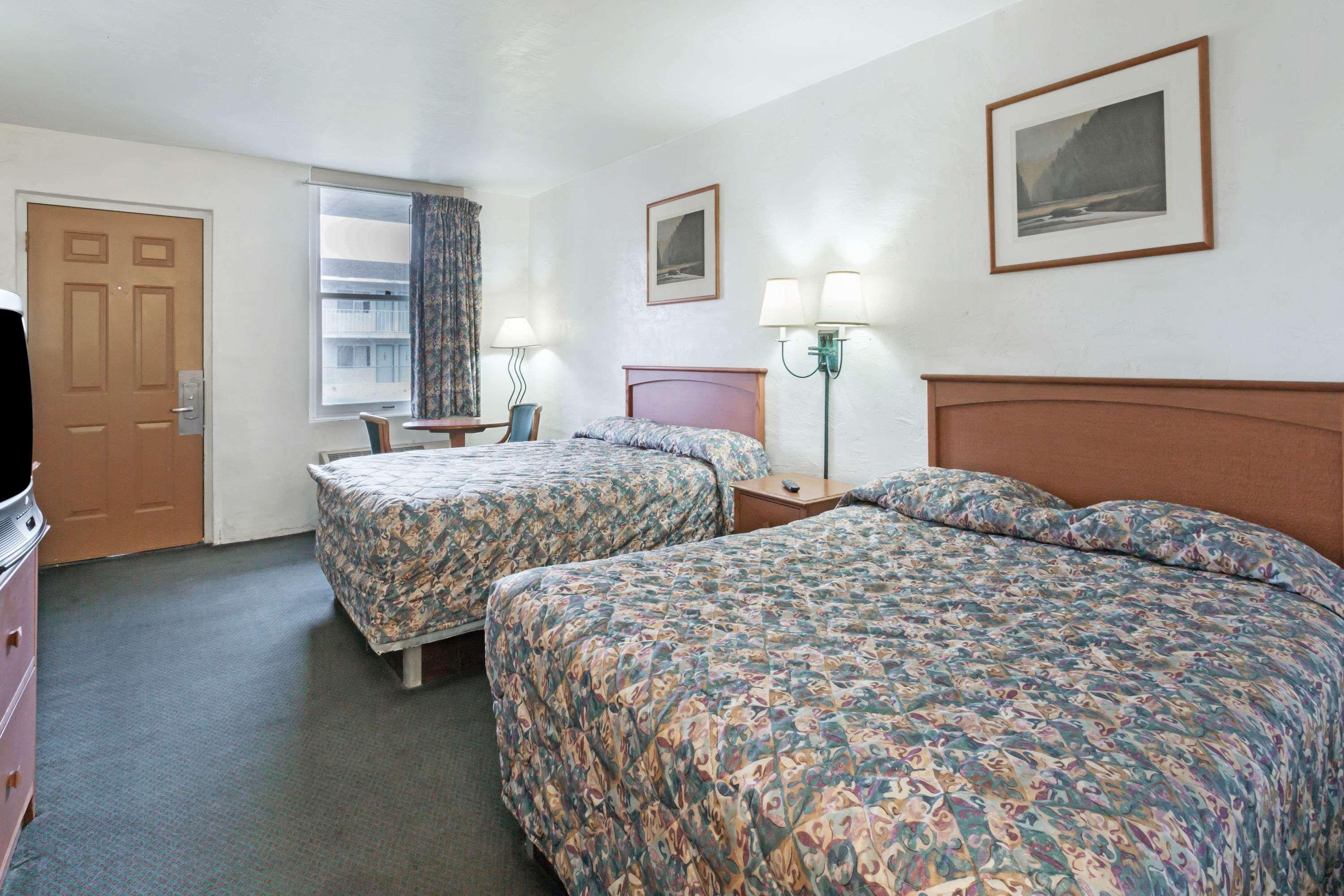 Americas Best Value Inn Wendover Dış mekan fotoğraf