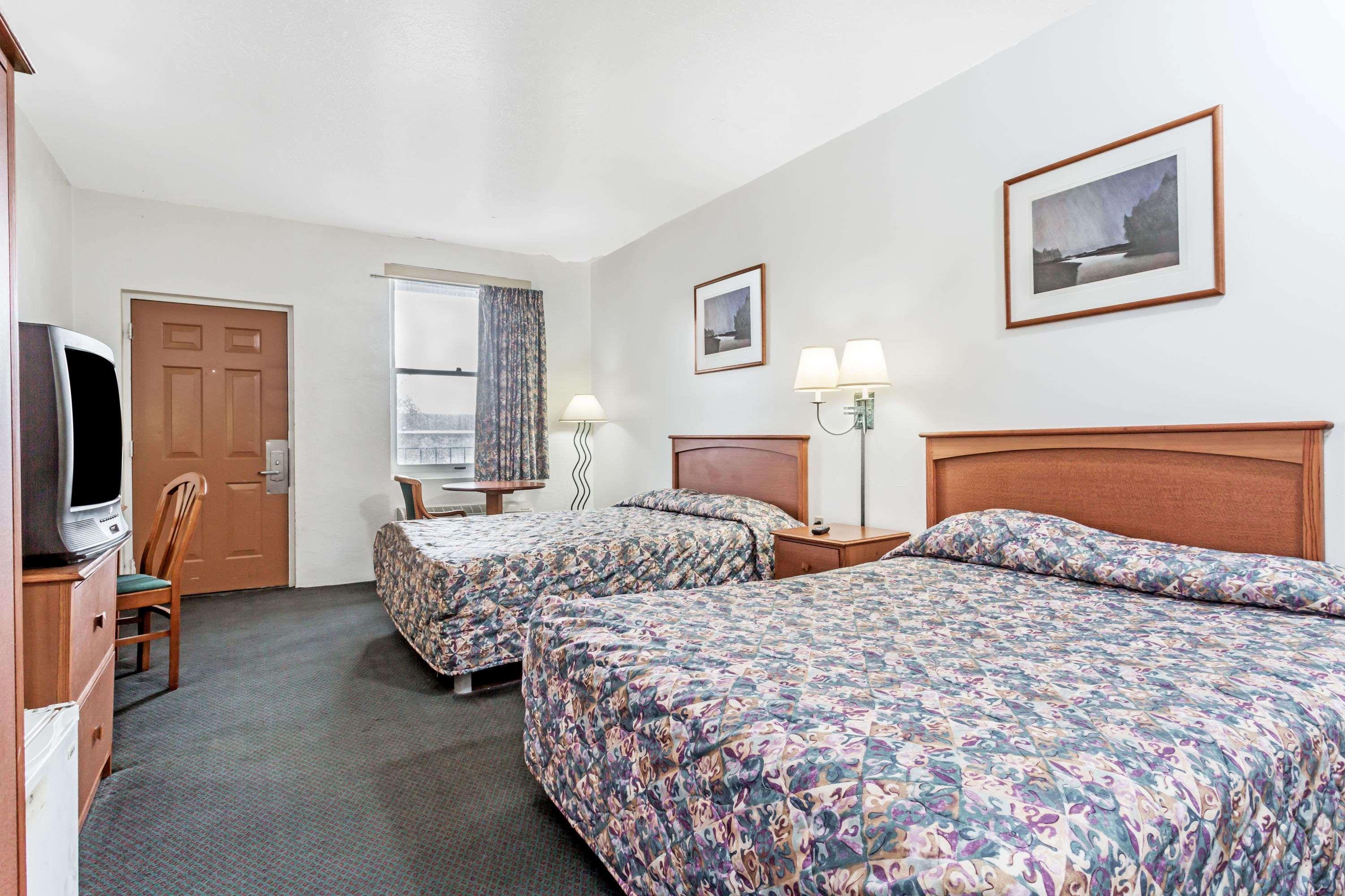 Americas Best Value Inn Wendover Dış mekan fotoğraf