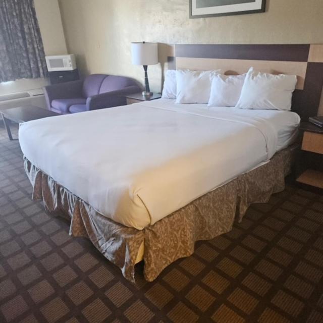 Americas Best Value Inn Wendover Dış mekan fotoğraf